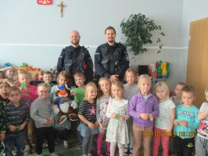 policjanci i dzieci