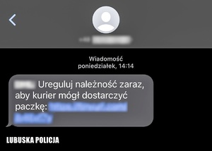 screen z wiadomości sms o niedopłacie